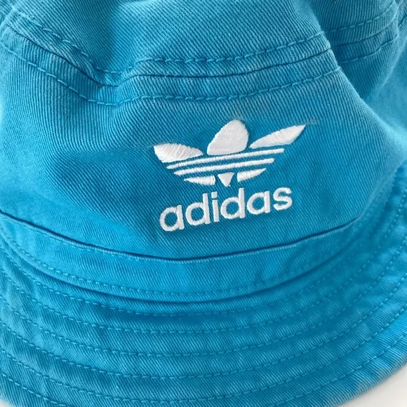 addidas Womens Washed Sky Rush Blue/White Trefoil Bucket Hat - Picture 3 of 6